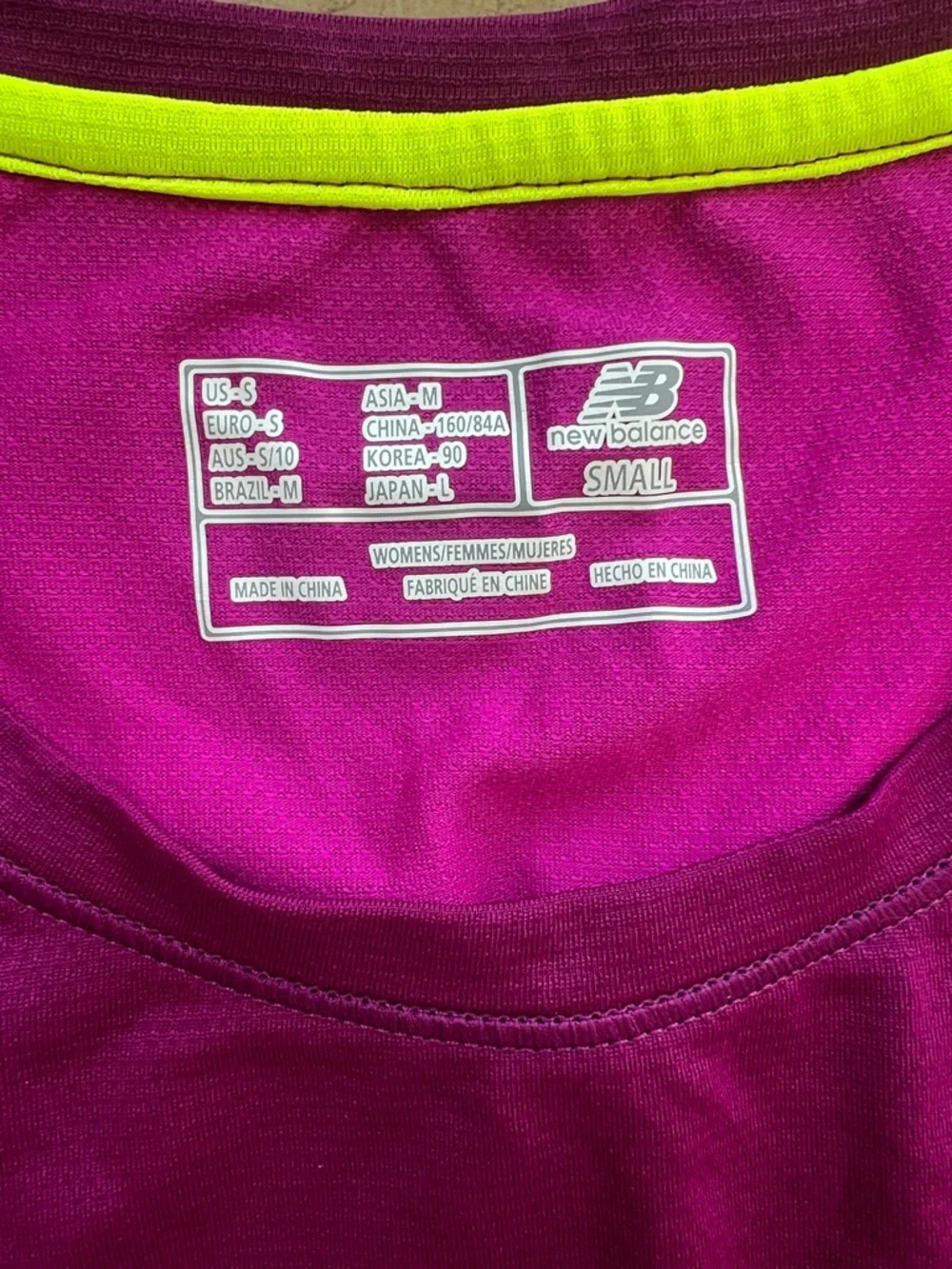 New Balance Purple Running Top w/ Lime Trim and reflective accents, Small - Picture 3 of 3